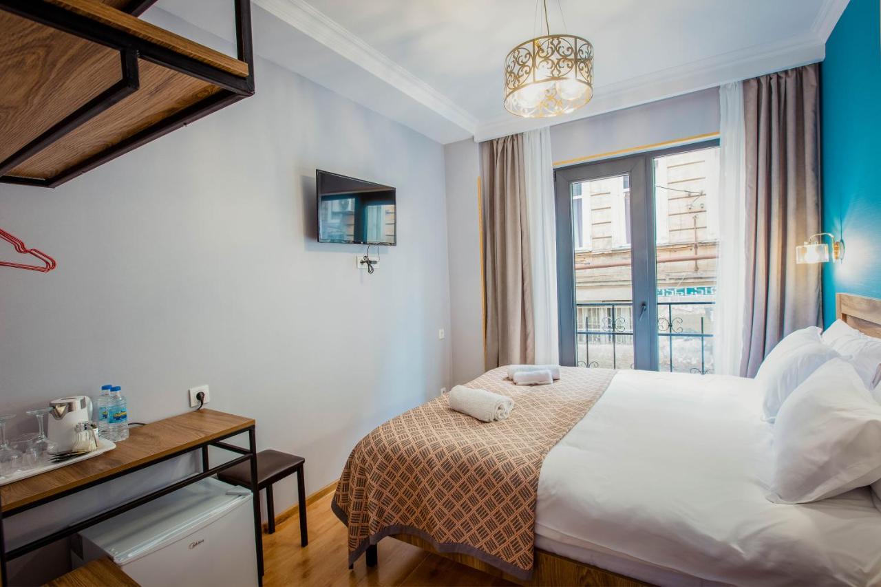 Central Gate Hotel In Heart Of Tbilisi Esterno foto